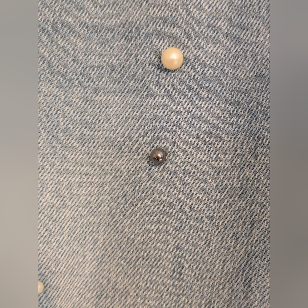 Bershka Light Blue Distressed Boyfriend Jeans: the booty jean w/ Pretty Pearls - Picture 15 of 15